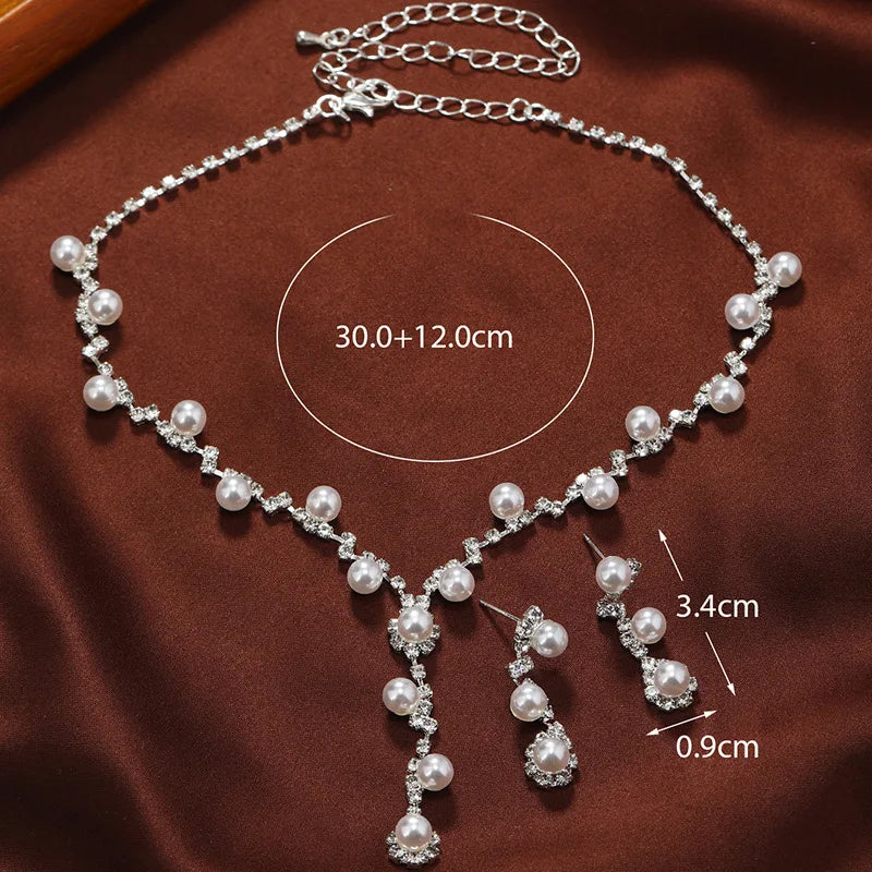 Simple Silver Claw Diamond Set Earrings Necklace Set