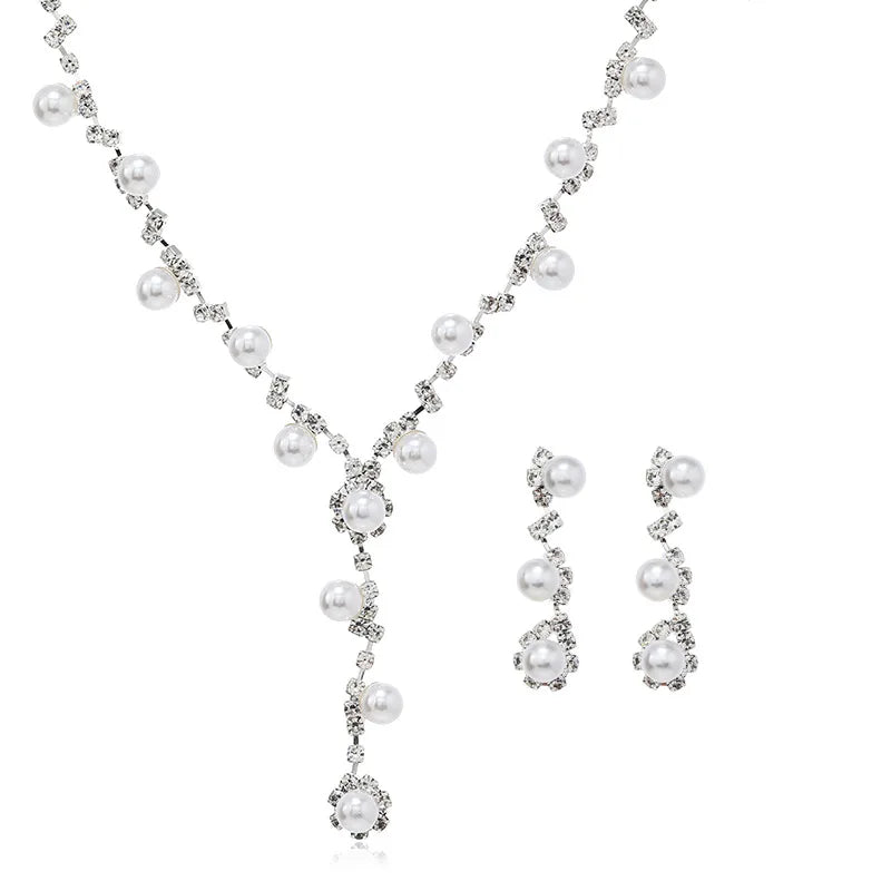 Simple Silver Claw Diamond Set Earrings Necklace Set