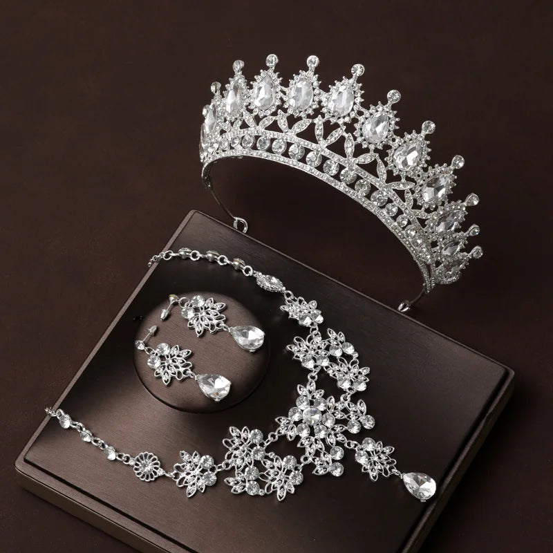 Lavinna™ Regal Crystal Bridal Jewelry Set